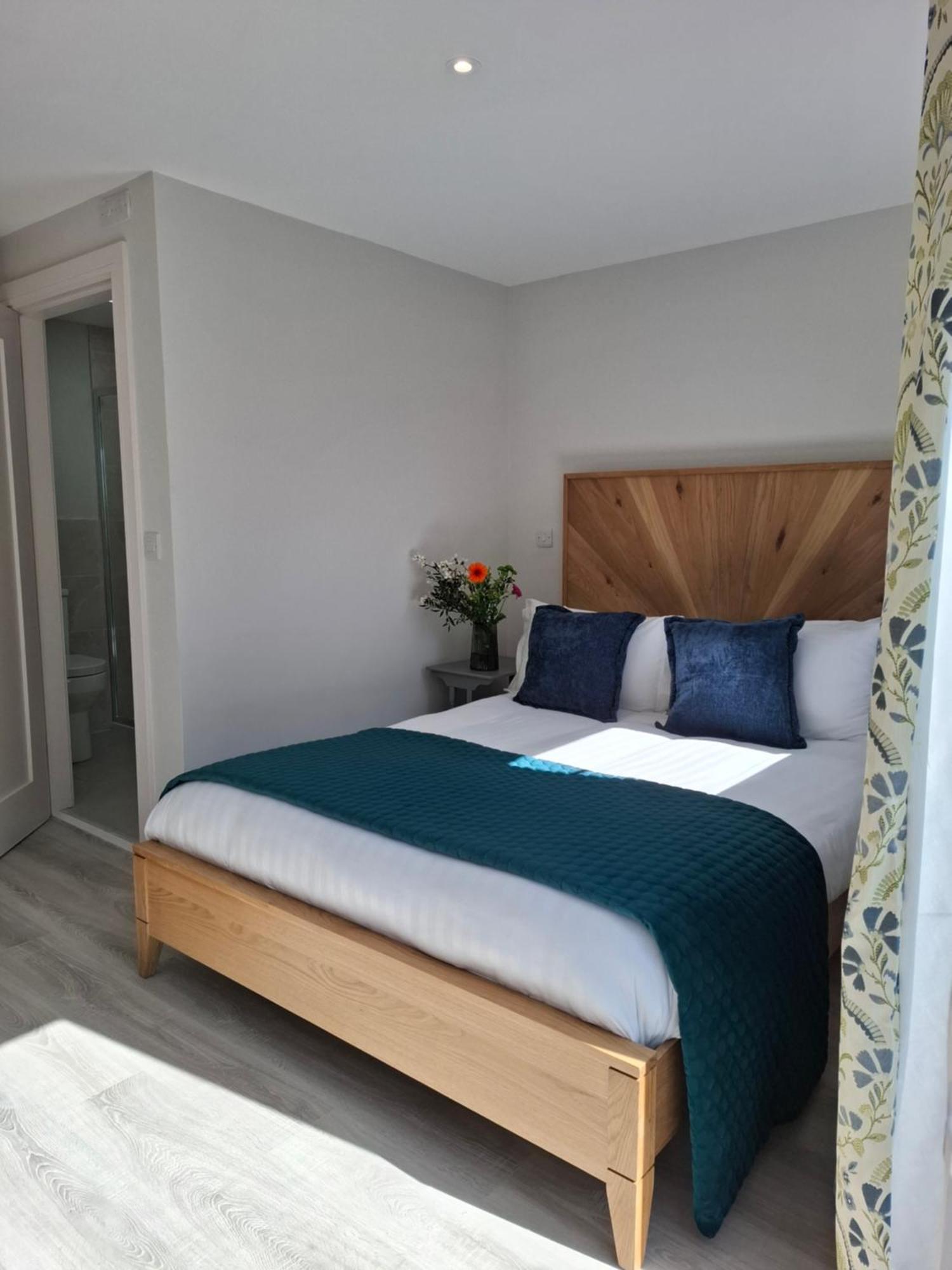 باليفيريتير Granville House Apartments And Garden Suites المظهر الخارجي الصورة